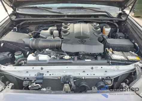 2022 Toyota 4Runner Sr5 from USA, damaged, VIN JTEEU5JR2N5261088